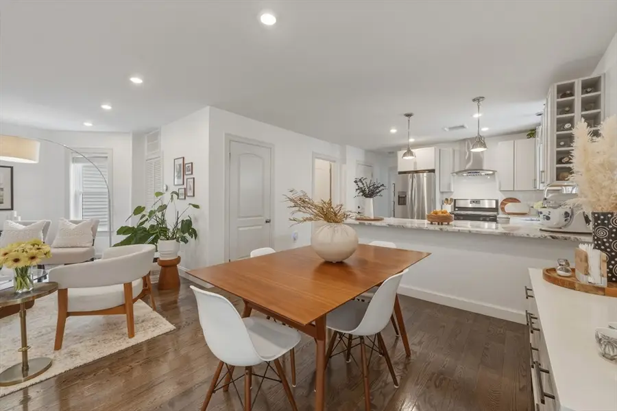 22 Otis St #1, Somerville, MA 02145 - #3