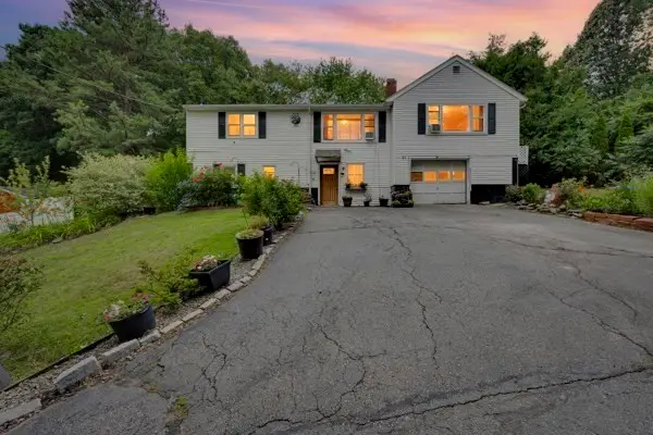 21 N Steele St, Worcester, MA 01607 - #1