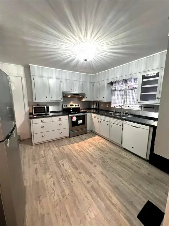 44 Lincoln St, Hudson, MA 01749 - #2