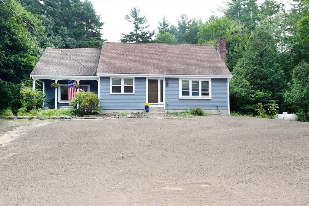136 Taylor St, Pembroke, MA 02359 - #1