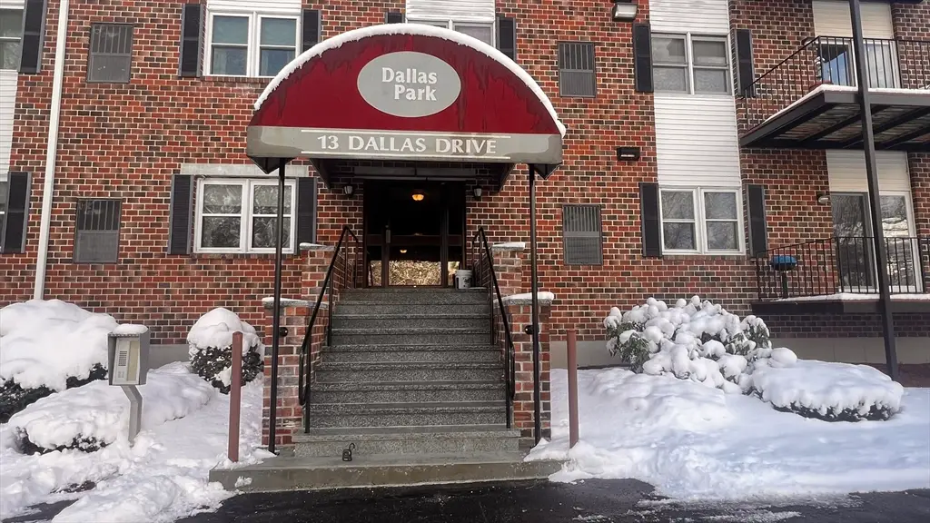 13 Dallas Dr #305, Dracut, MA 01826 - #1