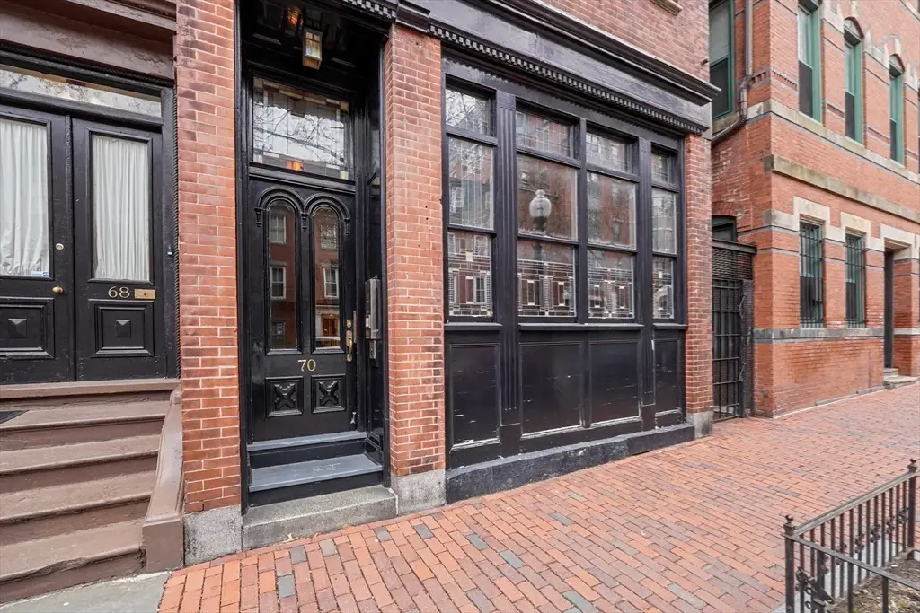 70 Clarendon St #A, Boston, MA 02116 - #1