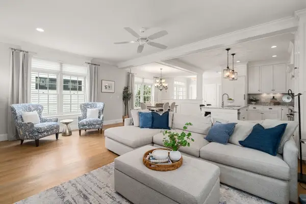 32 Maple Lane #32, Medfield, MA 02052