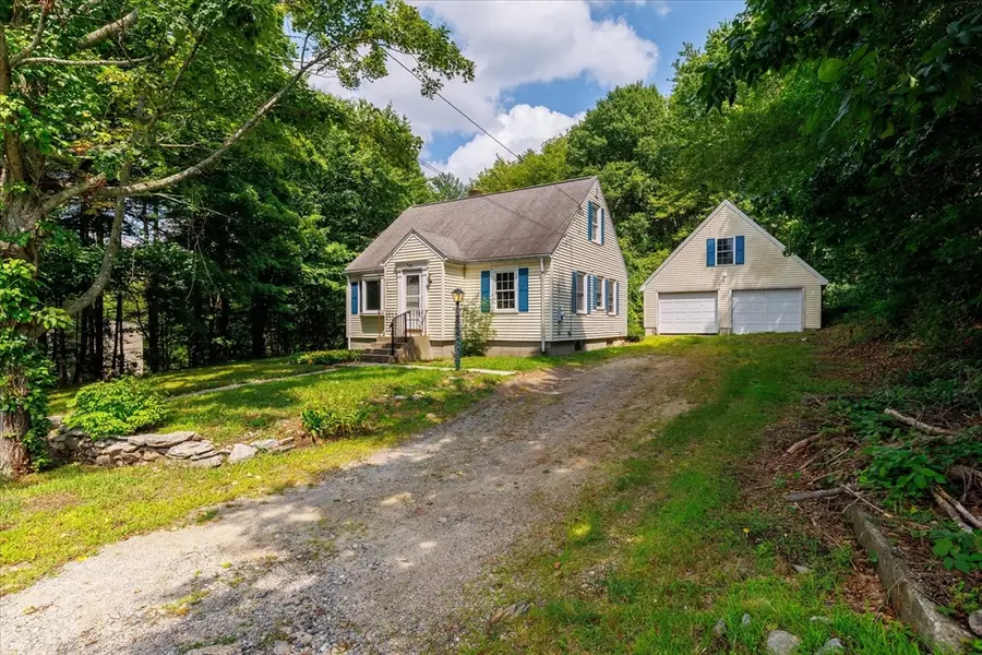 482 Cooper Rd, Northbridge, MA 01534 - #2