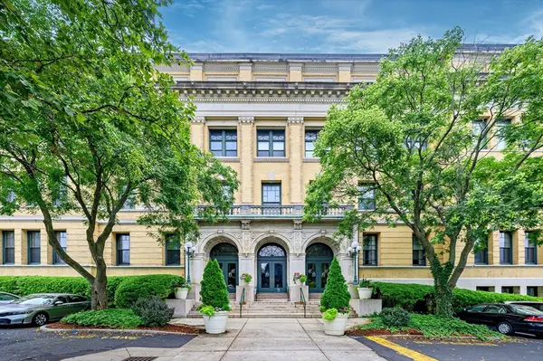 235 State Street #414, Springfield, MA 01103