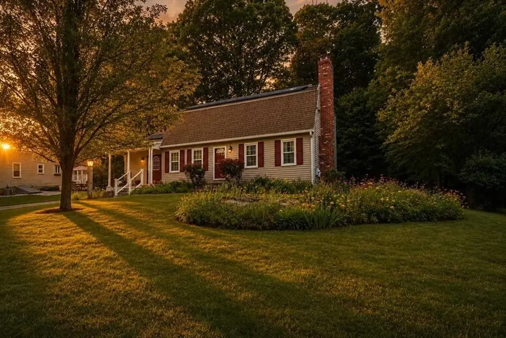 7 Caroline Dr, Milford, MA 01757 - #1