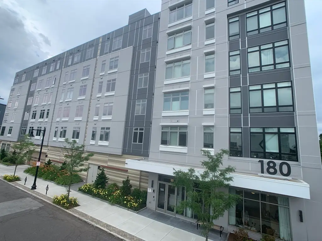 180 Telford St #213, Boston, MA 02135 - #1