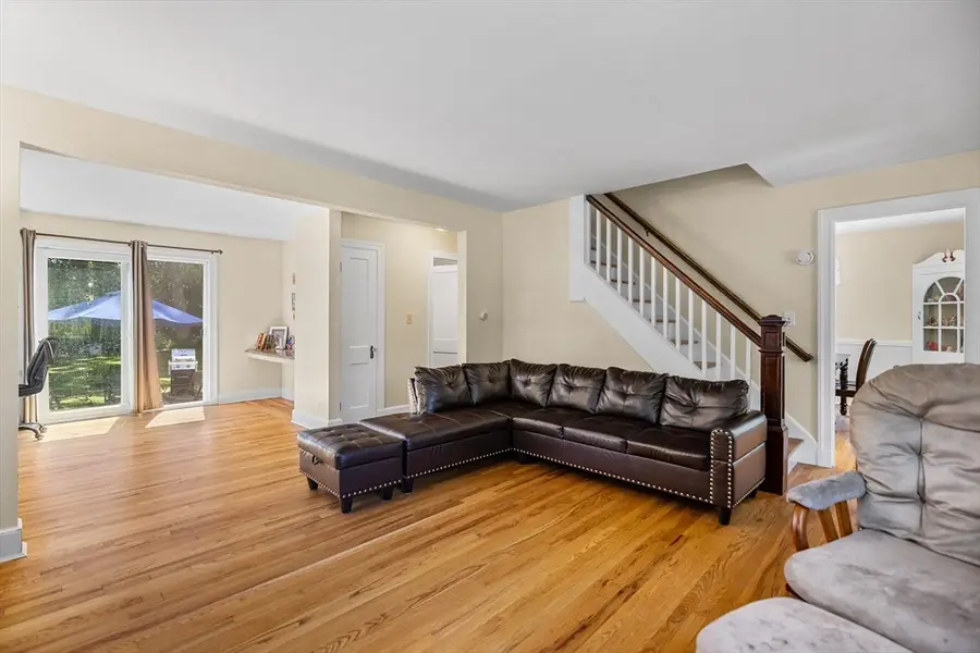 779 Oxford St S, Auburn, MA 01501 - #3