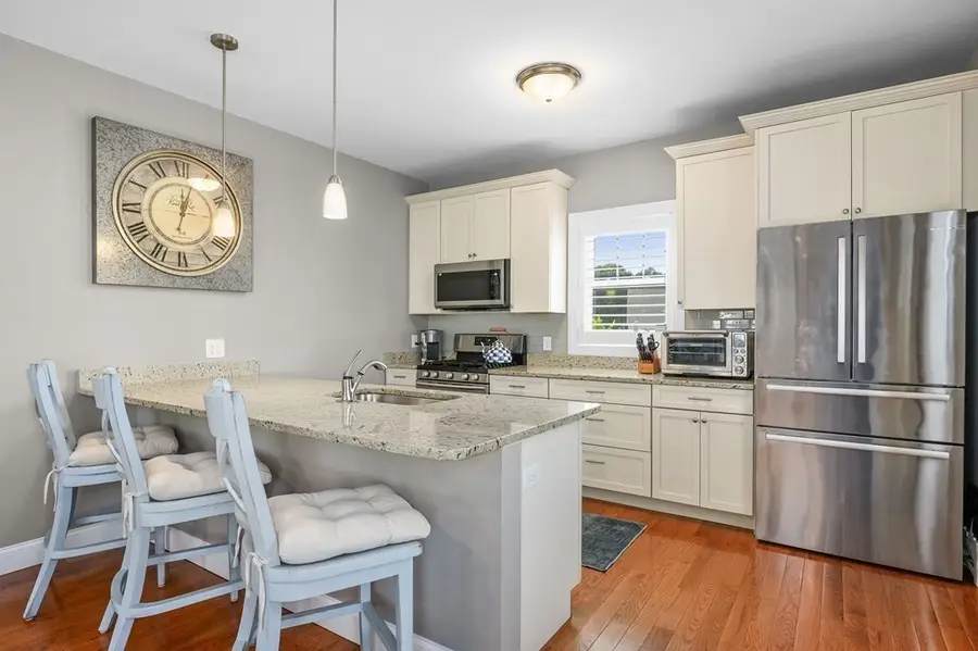 637 Gifford St #15B, Falmouth, MA 02540 - #3
