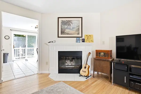 35 Beech Hill Ave, Manchester, NH 03103
