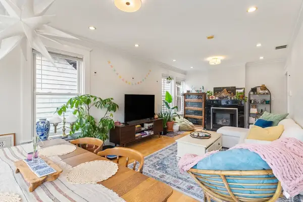10 Harvest Street #10-2, Boston, MA 02125