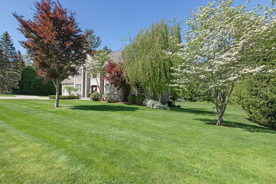 11 Bridle Dr, Lincoln, RI 02865 - #3