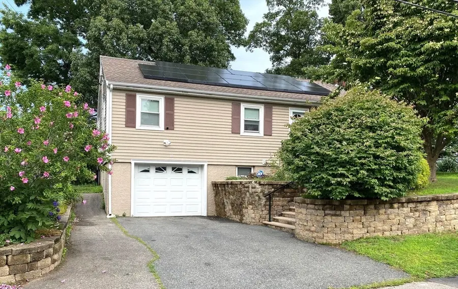12 Welsford St, Brockton, MA 02302 - #2