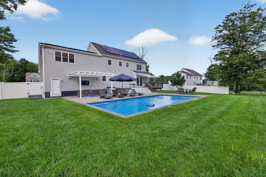 20 Kelly Ln, Brockton, MA 02301 - #3