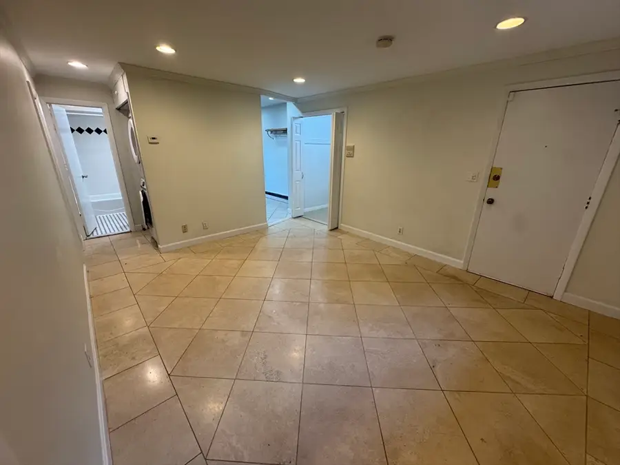 1734 Commonwealth Ave #1, Boston, MA 02135 - #3