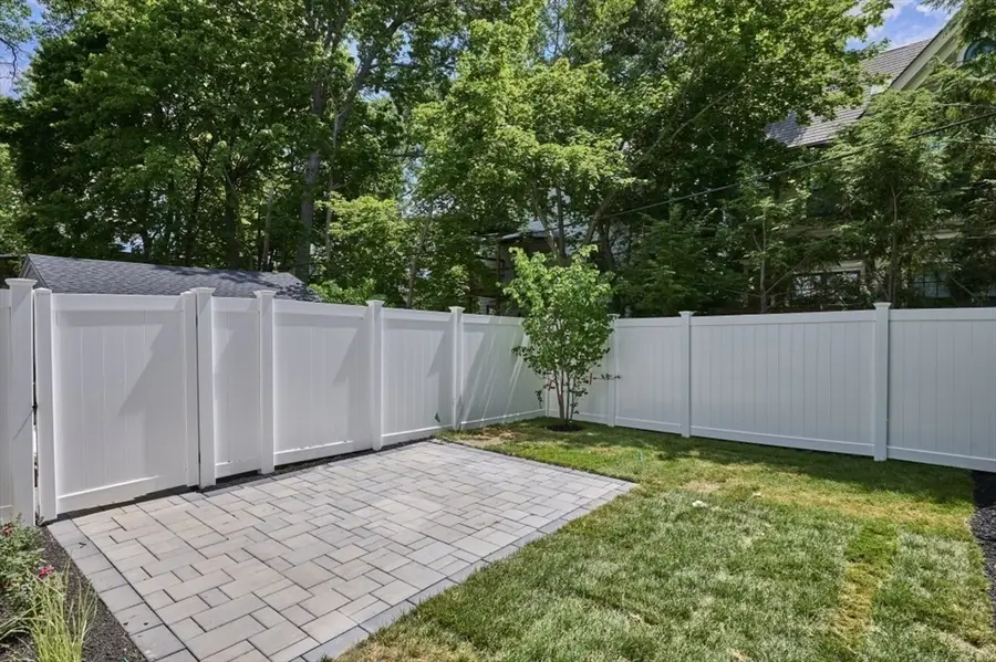 123 Fuller #B, Brookline, MA 02446 - #3