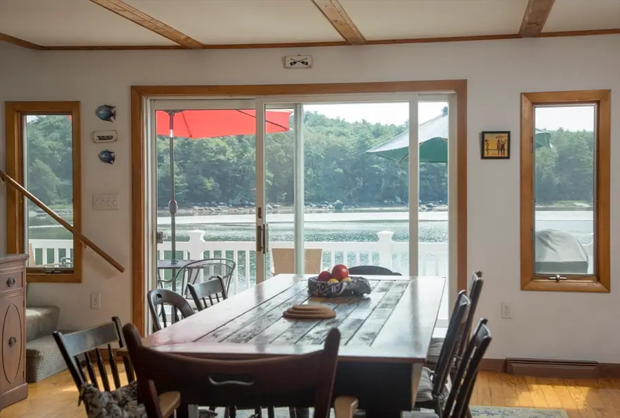 11 Dennison St, Gloucester, MA 01930 - #2