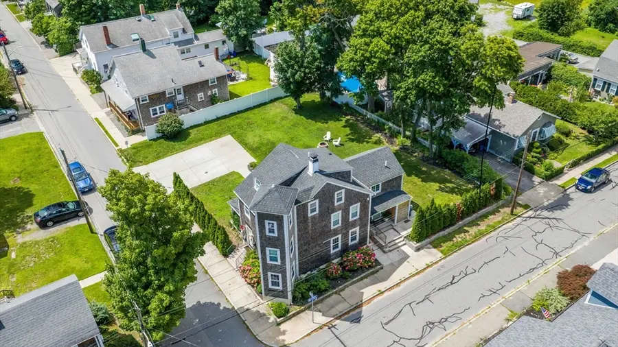 24 Oxford Street, Fairhaven, MA 02719 - #3