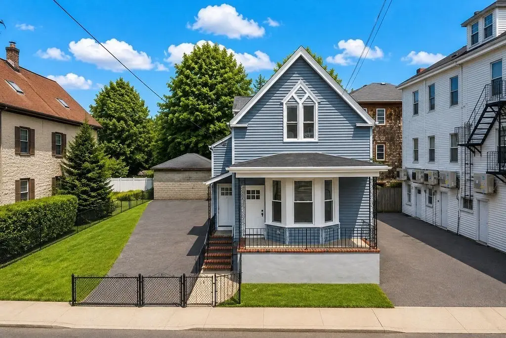 216 State St, New Bedford, MA 02740 - #1