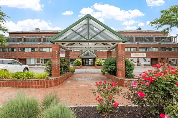 58 Merrimac Street #3-4, Newburyport, MA 01950