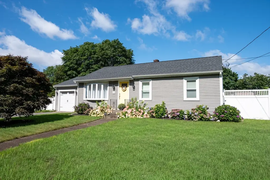 512 Central Avenue, Seekonk, MA 02771 - #1