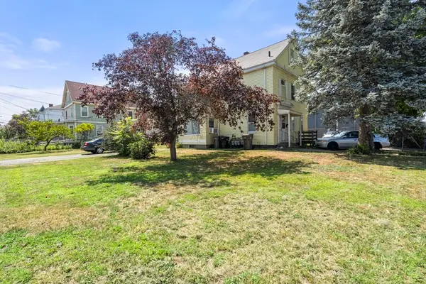 135 Irving St, Framingham, MA 01702