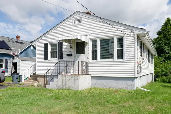 799 Franklin St, Worcester, MA 01604