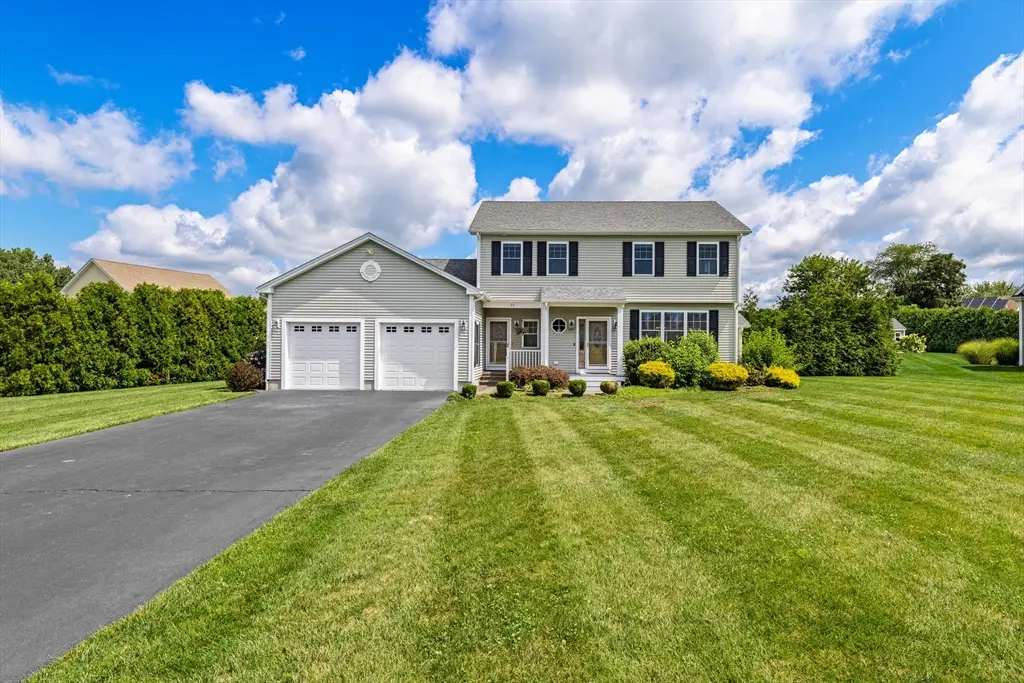 11 Aubin St., Seekonk, MA 02771 - #1