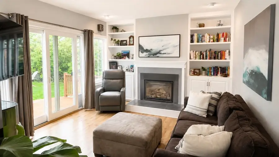 84 Harlow Dr., Amherst, MA 01002 - #3