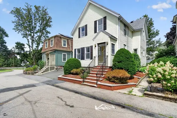 4 Allen Place, Melrose, MA 02176