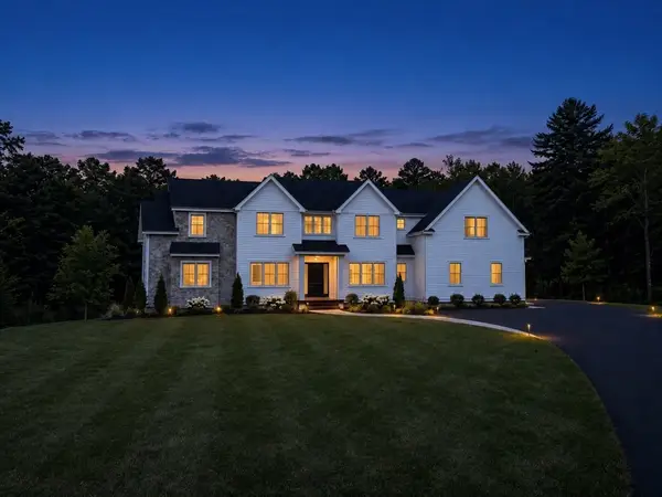 2 Cynthia Circle, Wenham, MA 01984