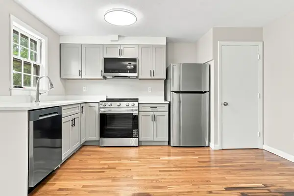 1-B Lorenzo St, Boston, MA 02122