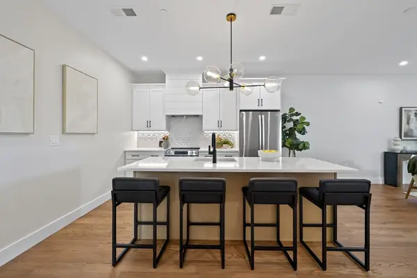 2 Readfield Place #5, Boston, MA 02119