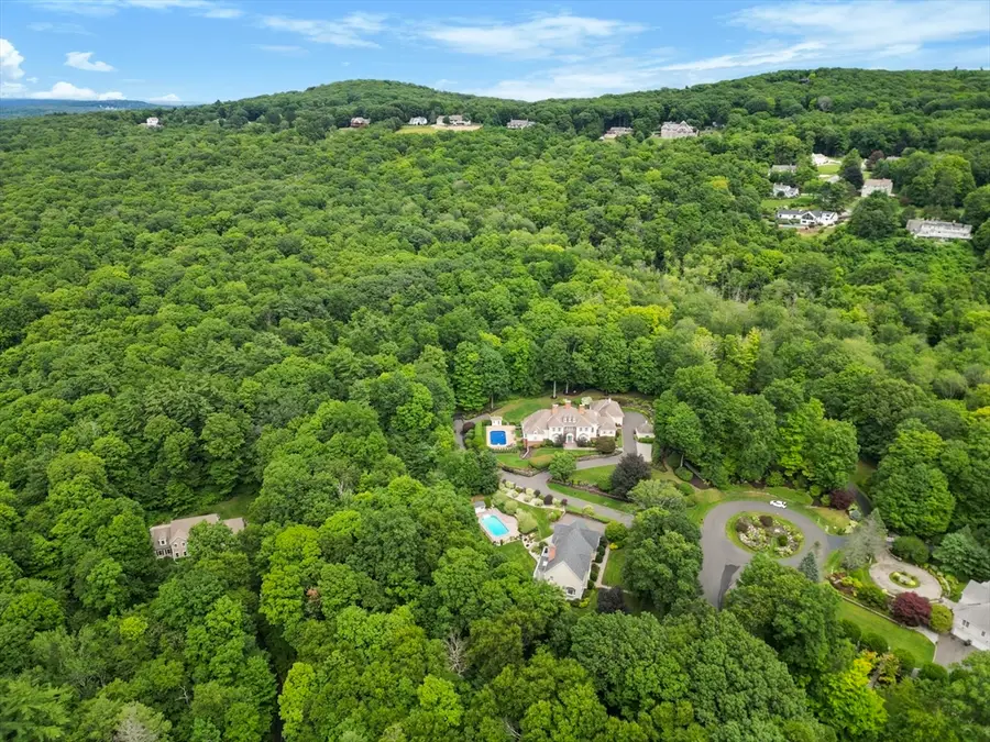 4 Hilltop Park, Wilbraham, MA 01095 - #2