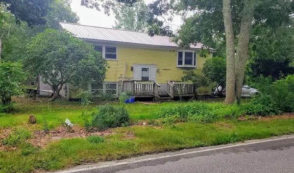 71 Turner Rd, Falmouth, MA 02536