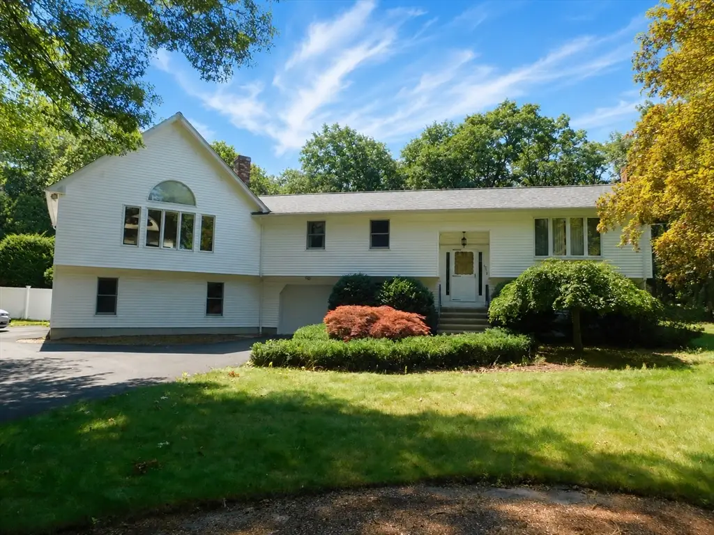 621 Marshall St, Holliston, MA 01746 - #1