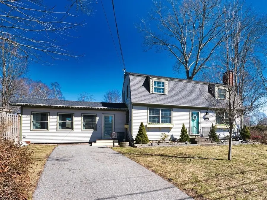 74 Domingos St, Somerset, MA 02726 - #2