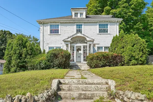 330 Primrose St, Haverhill, MA 01830