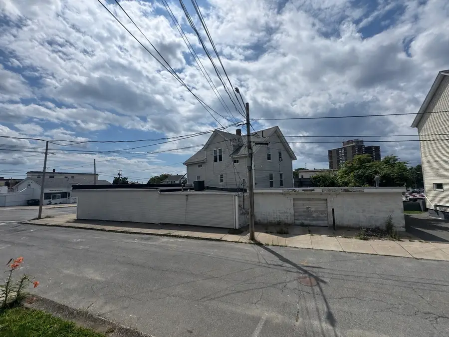 1768 Pleasant Street, Fall River, MA 02723 - #2