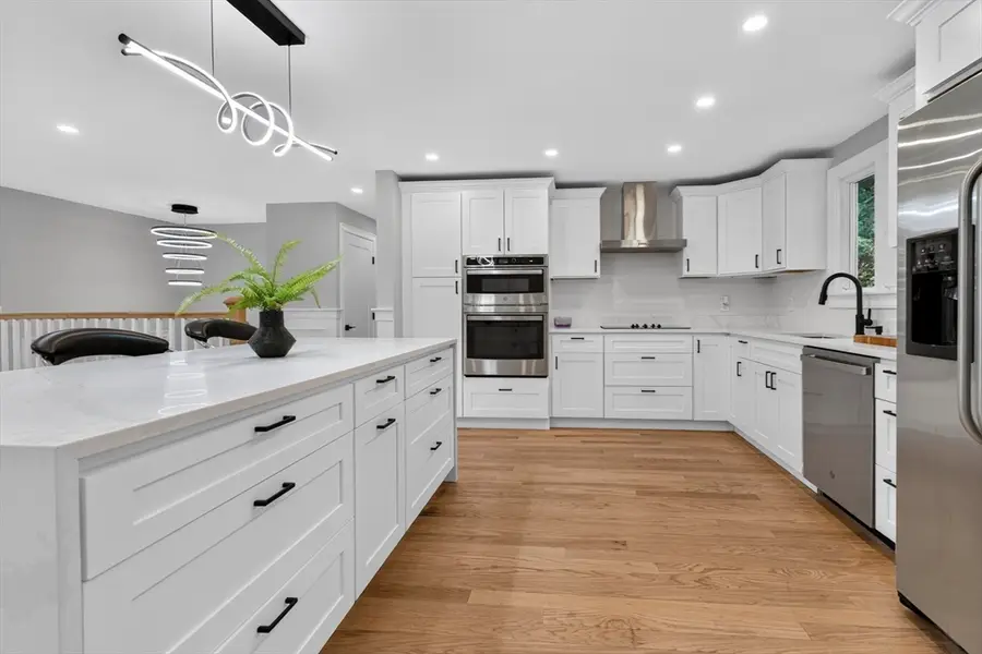 14 Travis Dr, Framingham, MA 01702 - #3