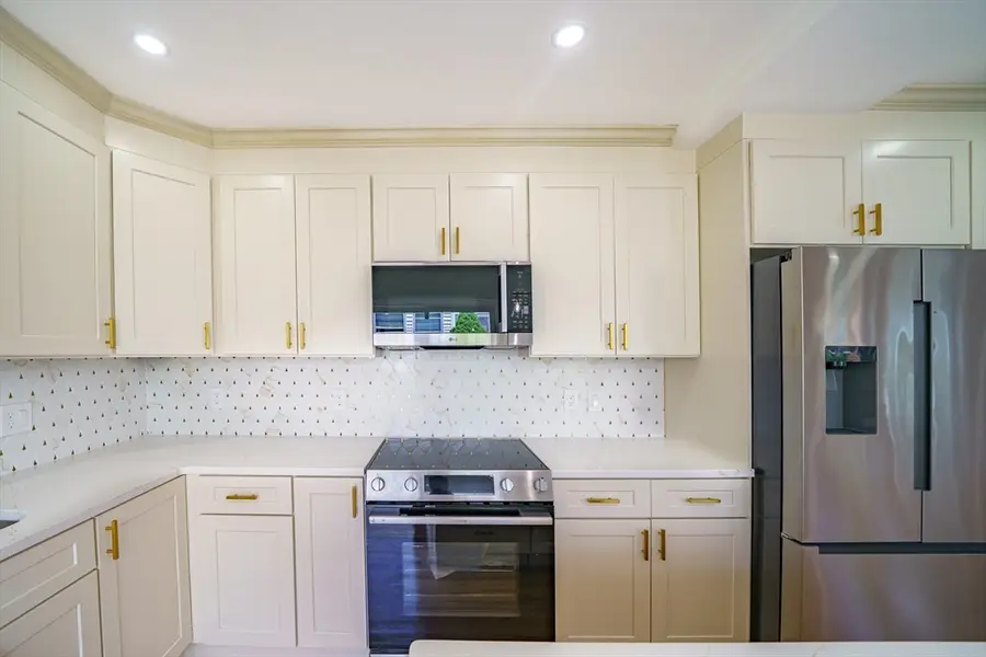 124 Magoun Ave, Brockton, MA 02301 - #2