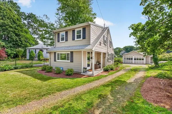 72 Bonnie Brier Cir, Hingham, MA 02043