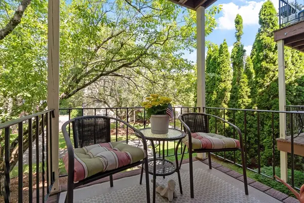 16 Appleton Park #E4, Ipswich, MA 01938