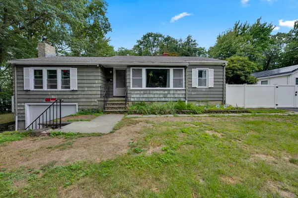 63 Wayside Road, Worcester, MA 01605