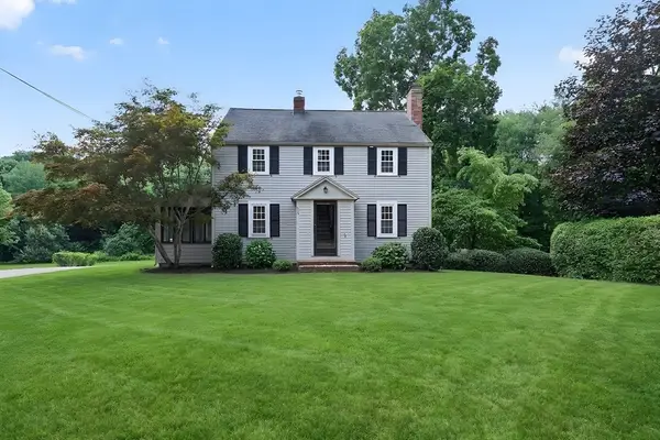 124 Hobart St, Hingham, MA 02043