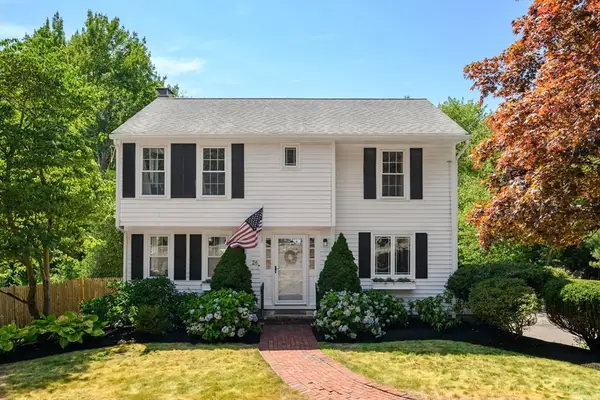 26 French St, Hingham, MA 02043