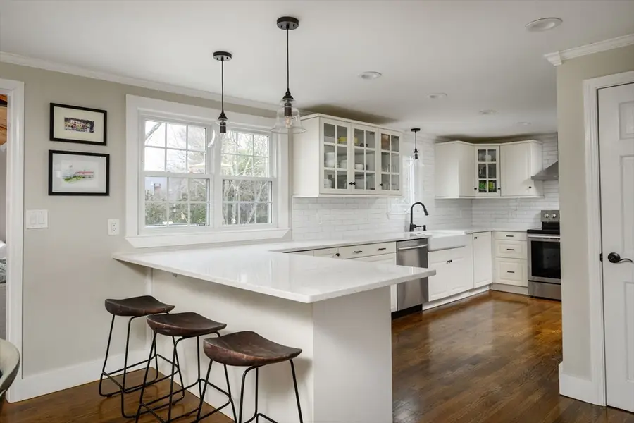26 French St, Hingham, MA 02043 - #3