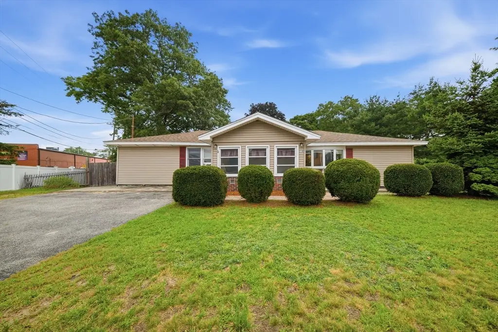 218 Stedman St, Lowell, MA 01851 - #1