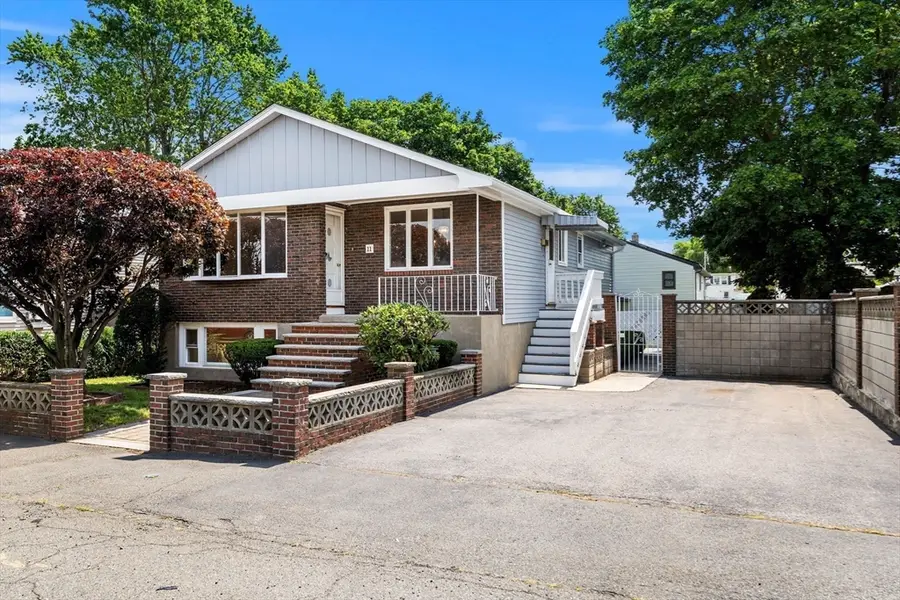 11 Newman St, Revere, MA 02151 - #2