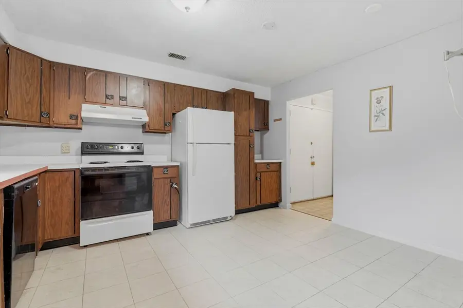 1002 Paradise Rd #1C, Swampscott, MA 01907 - #2